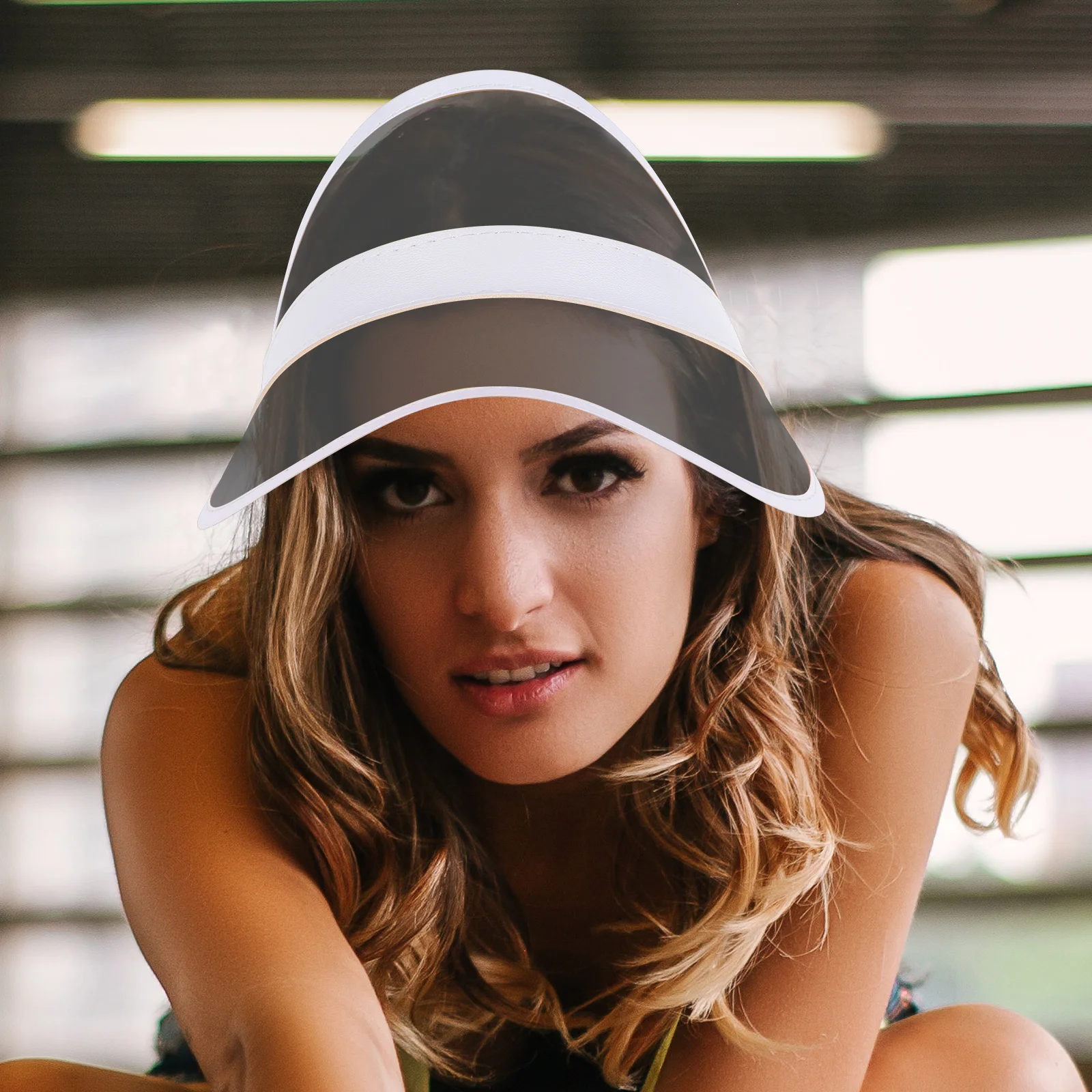 Солнцезащитный козырек