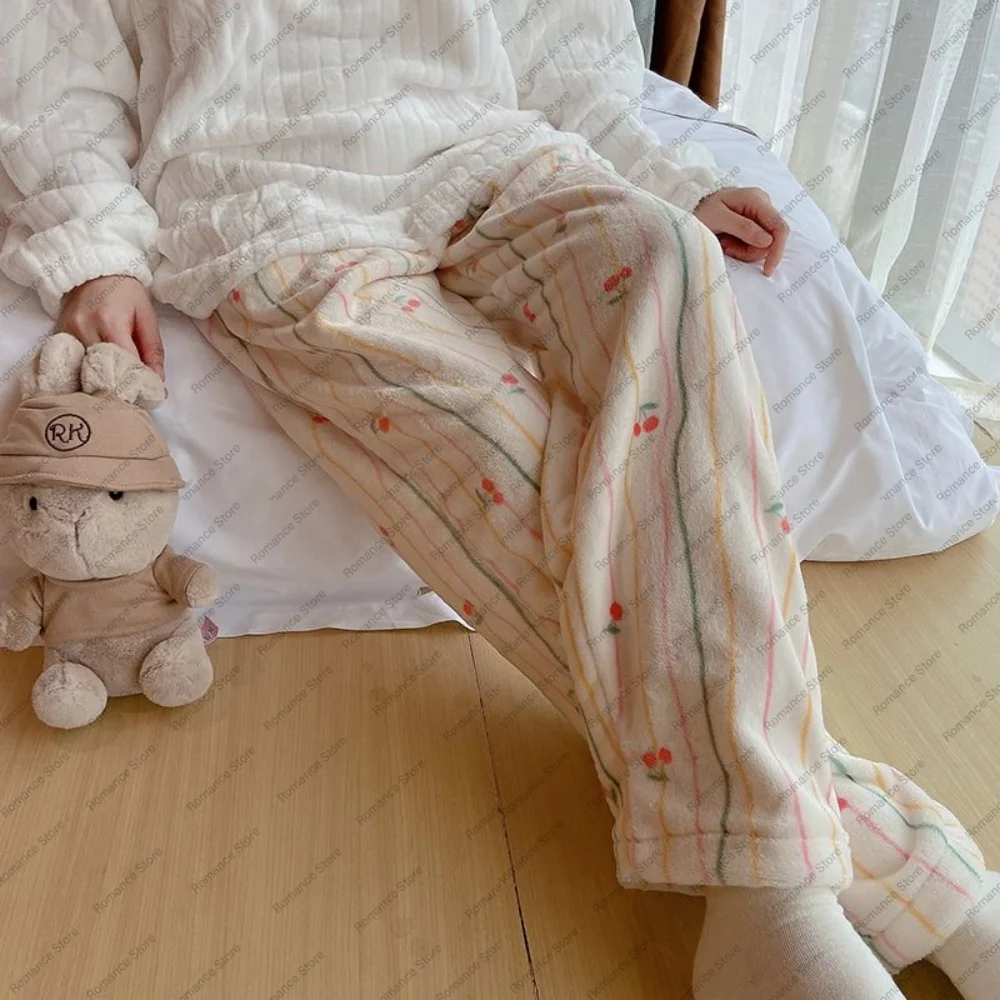 Pantalones de pijama para mujer, nuevos pantalones largos de otoño e invierno, pantalones cálidos informales de franela, pantalones sueltos para el hogar, se puede usar afuera