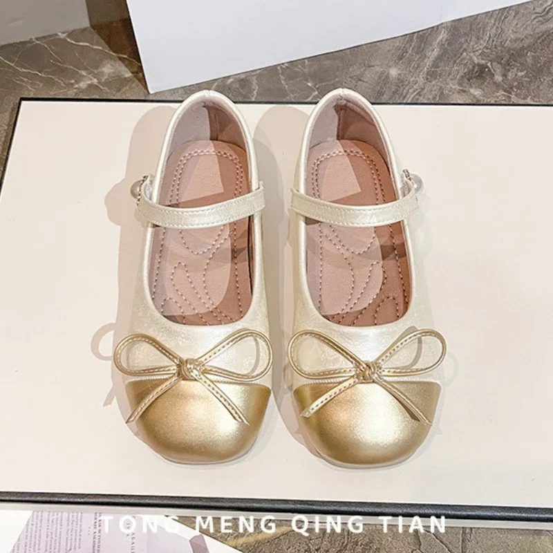 

Girls' Princess Shoes 2025 New Spring Fashion Bow Children's Leather Shoes Soft Bottom Anti Slip Baby Kid's Flat Casual Shoes