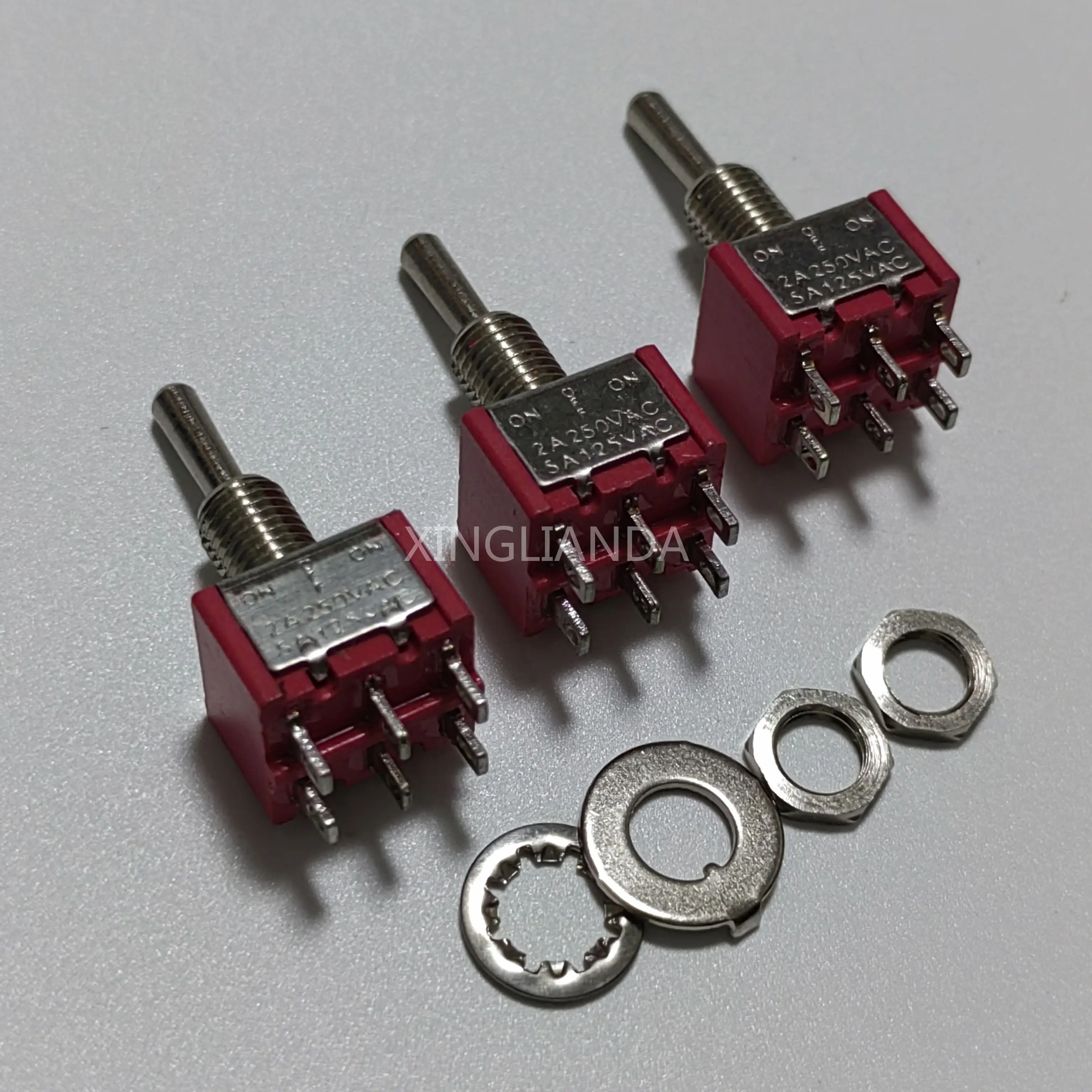 

10 шт. MTS-203 мини 6-контактный 3-позиционный тумблер ВКЛ-ВЫКЛ-ВКЛ DPDT переключатель 6А/125 В переменного тока красный