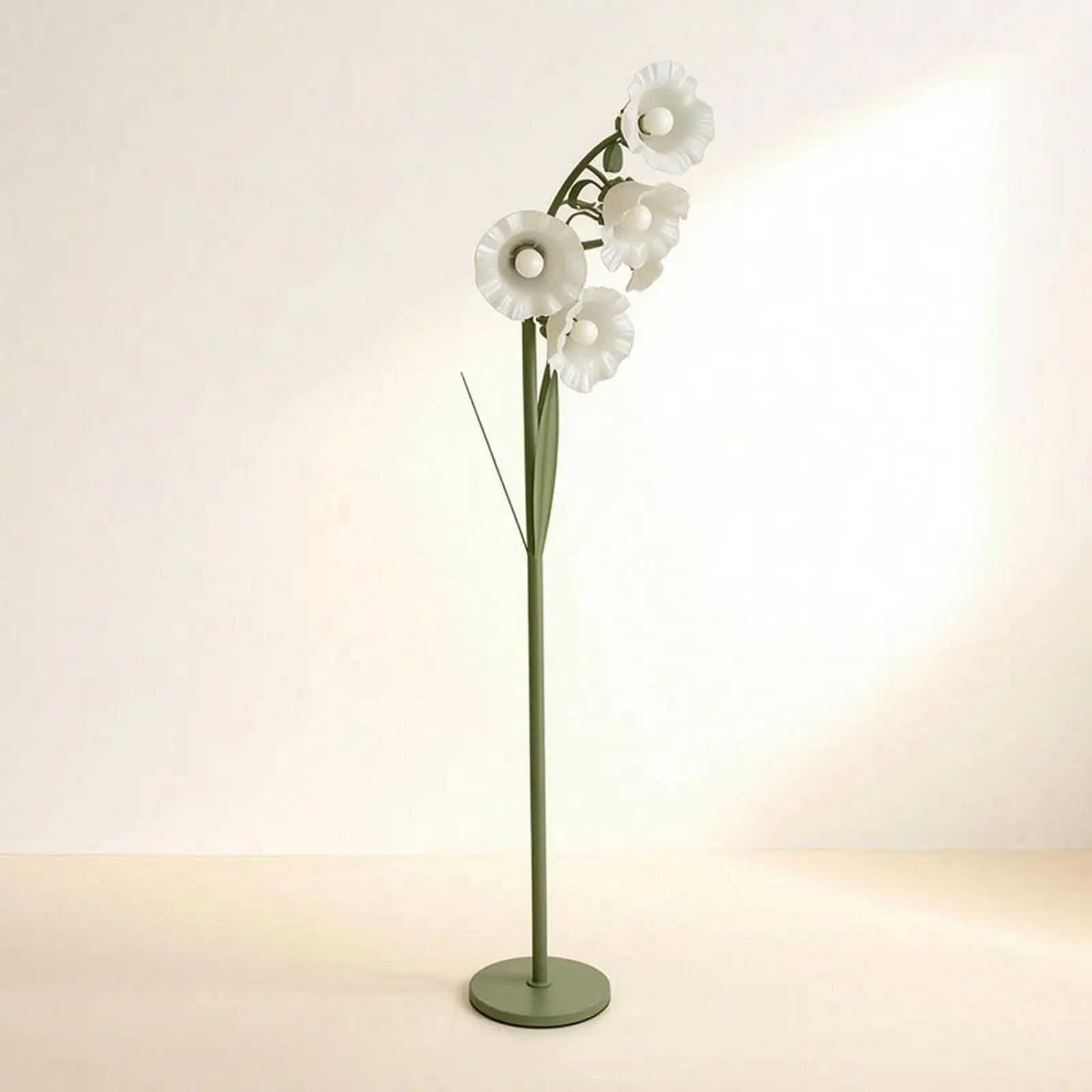 Floor Lamp with Petal Heads Corded Floor Lamp with Foot Switch for Readers, Living Room, Bedroom, Reading Corner