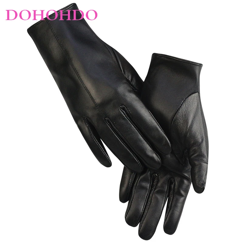 

Women's Black Gloves Refer To Padded Velvet Warm Windproof Leather Gloves Fingertip Touch Screen Fashion Outdoor Guantes Moto