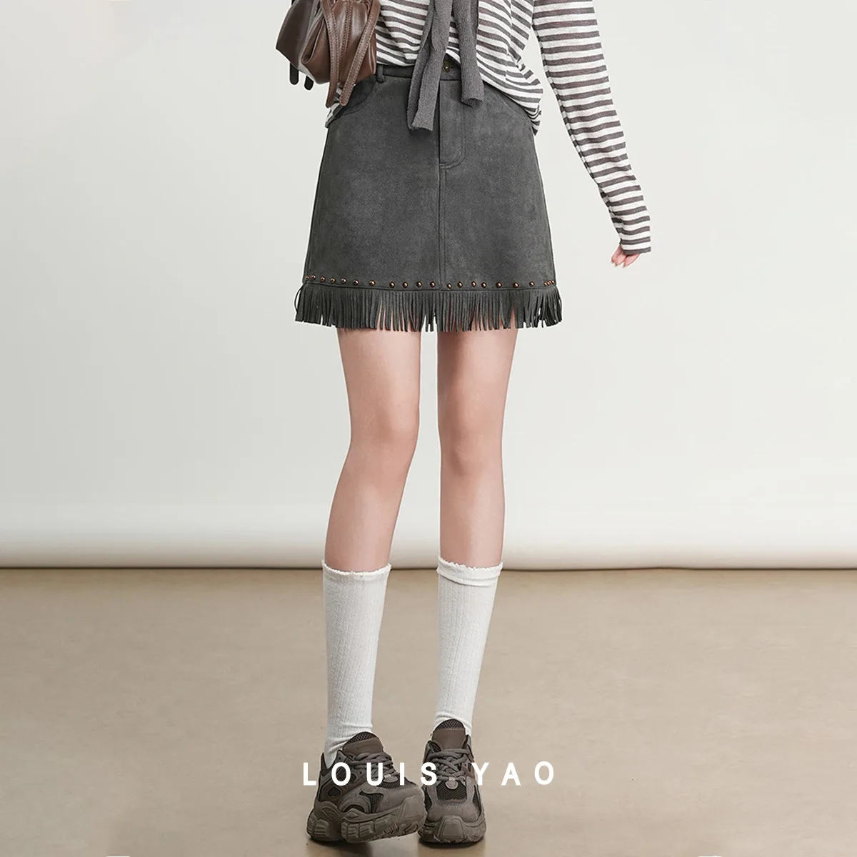 

LOUIS YAO Tassels Rivet A-line Half Skirt 2025 Autumn Short Skirts Fashionable and Gentle Casual Women's Half Skirt