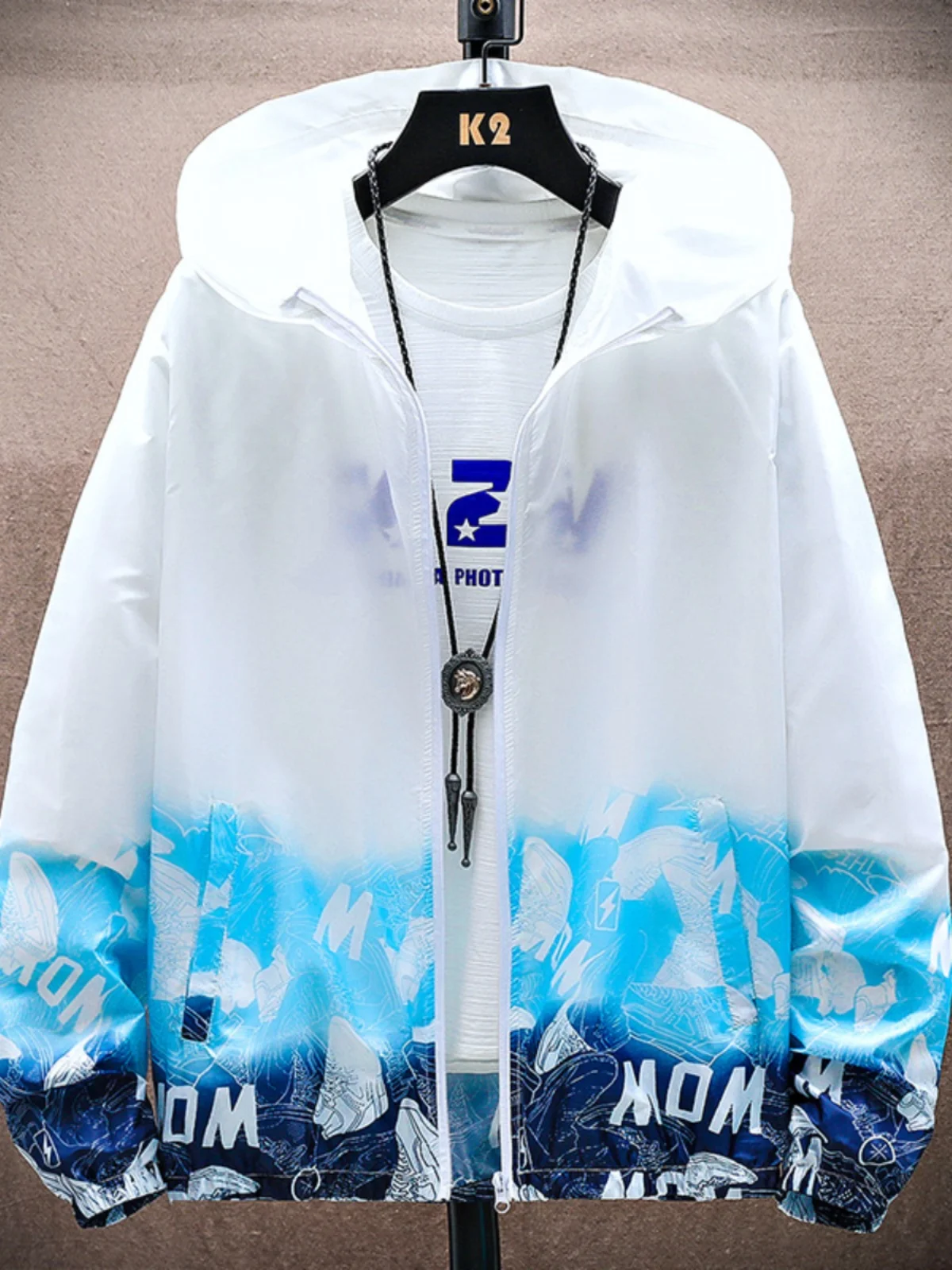 

Ультратонкая летняя мужская солнцезащитная одежда из ледяного шелка, легкая повседневная куртка с капюшоном, тонкая модель для активного отдыха