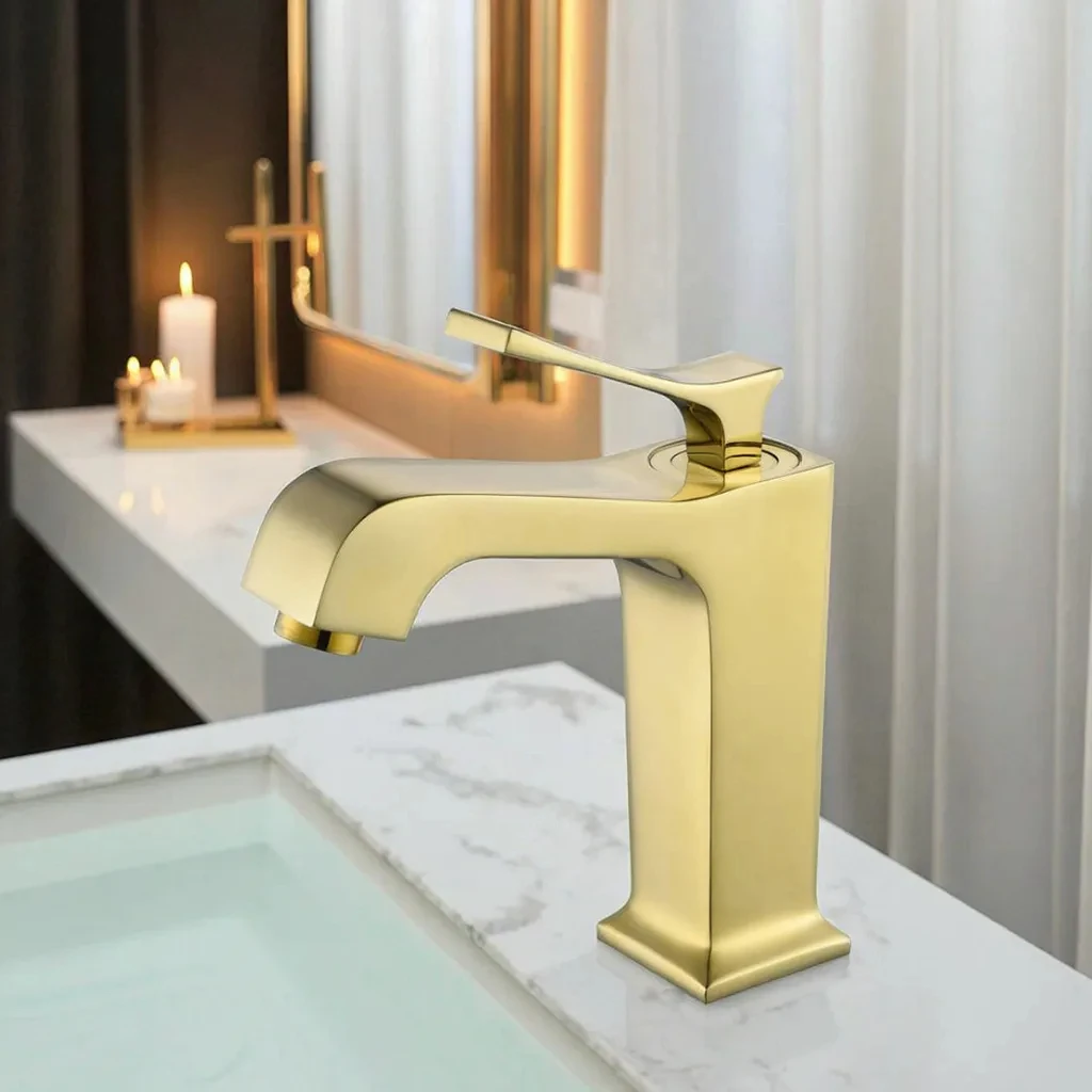 Modern single hole hot and cold bathroom faucet set, made of durable brass and ceramic materials, suitable for hotels and homes