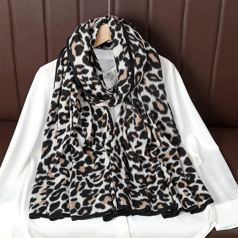 Classic Fashion Leopard Print Scarf Spring Autumn Winter Versatile Ladies Cotton Linen Scarf Shawl Street Style Punk Hip Hop