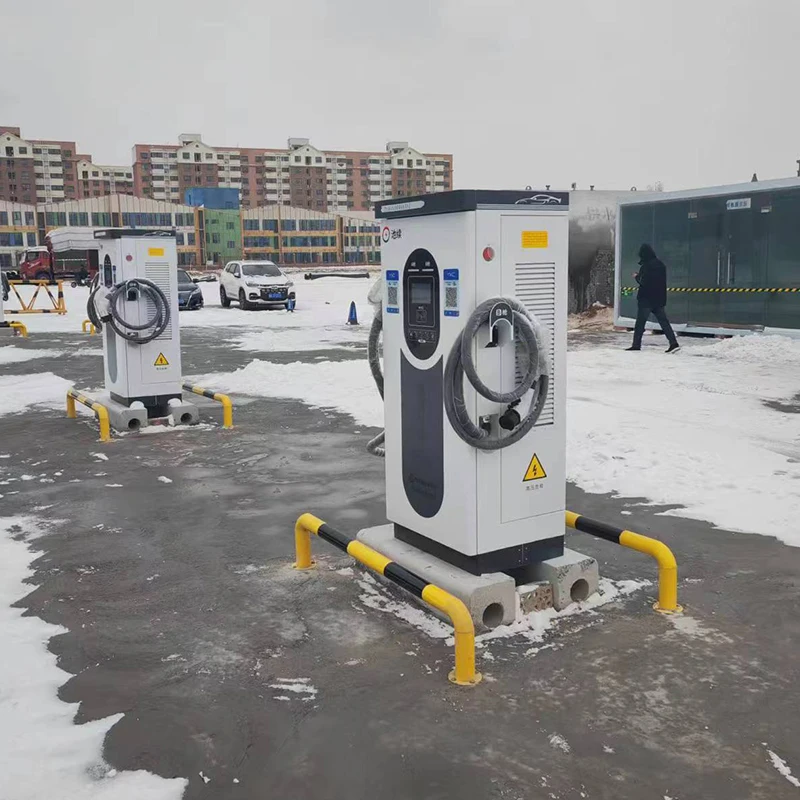 เครื่องชาร์จรถยนต์ไฟฟ้ากระแสตรงแบบพกพา 60kW พร้อมรถเข็นและช่องรับพลังงานแสงอาทิตย์ รองรับ 380V/480V กันน้ำ IP67