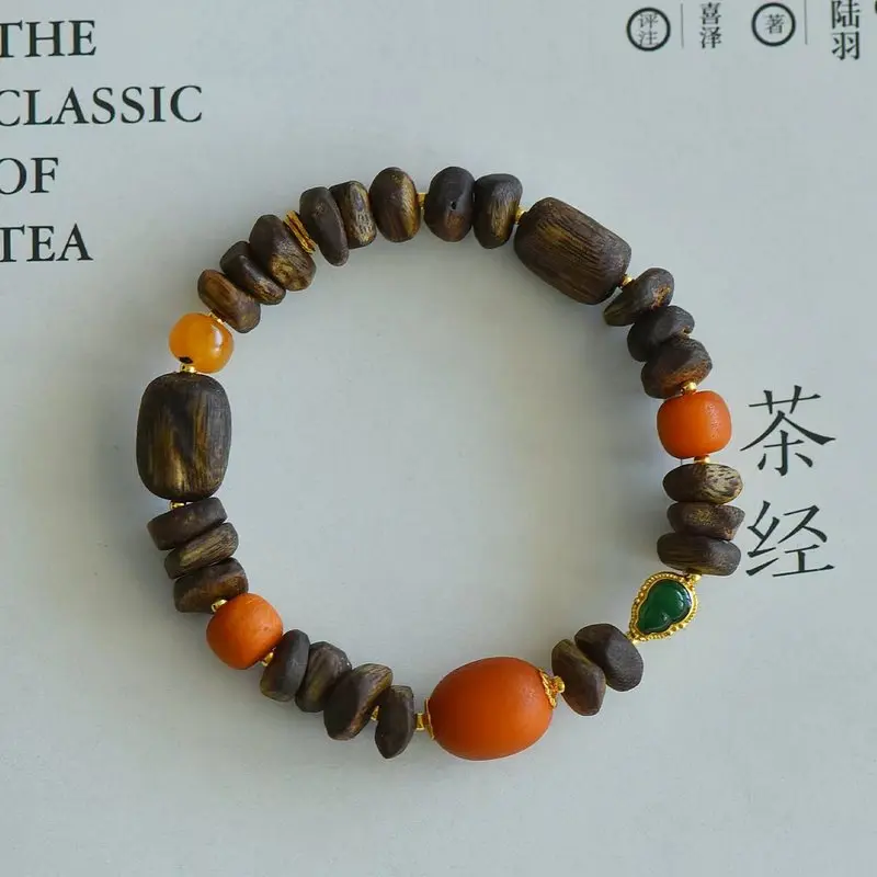 with orange peel-like old amber beads a stylish and unique Tibetan-style agarwood bracelet