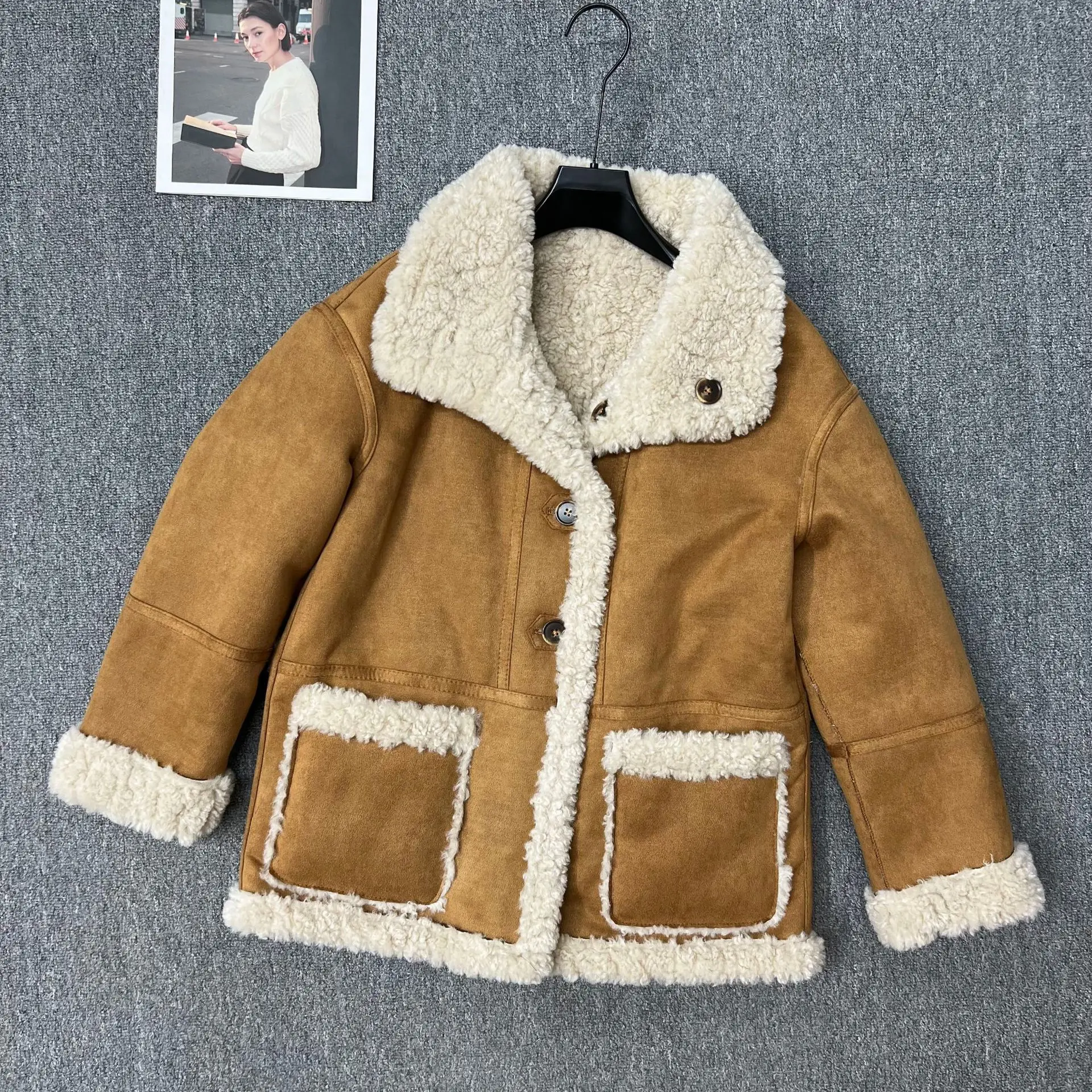 Faux Wool Sheepskin Coat for Women 2025 Winter New Suede Reversible Thickened Warm Women's Faux Fur Coat