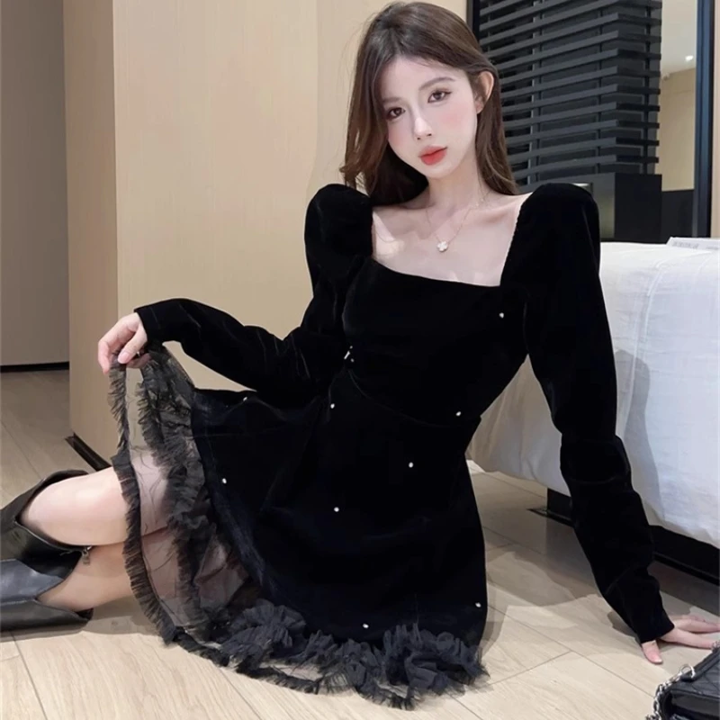 French Elegant Diamond Studded Velvet Black Dress Women High Waist Cinched Puffy Dress Fall/winter 2024 New Short Party Dresses