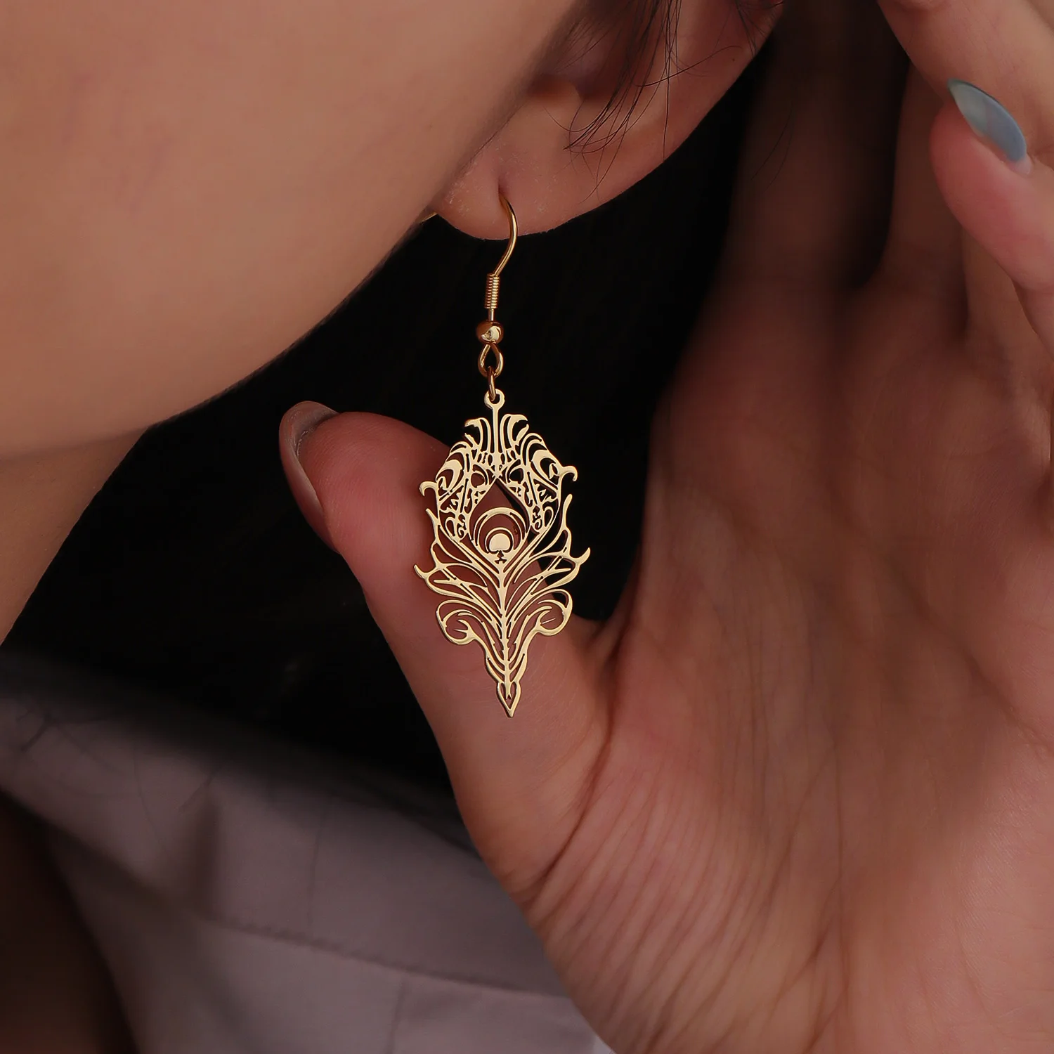 

Серьги с друзьями-привидная присутствие, ручная работа, арабский дизайн с перьями, внутренний прочный подарок, 18-каратное позолоченное ювелирное изделие, мусульманский подарок для нее