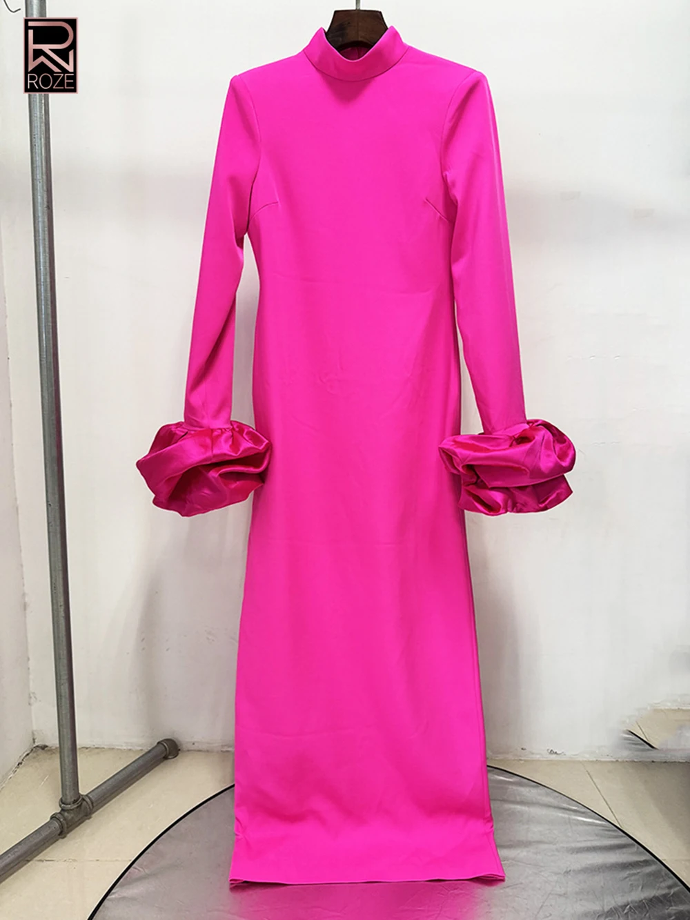 فستان ماكسي نسائي أنيق نحيف بأكمام بتلات سادة فساتين طويلة 2025 كم طويل الياقة المدورة فساتين حفلات النادي