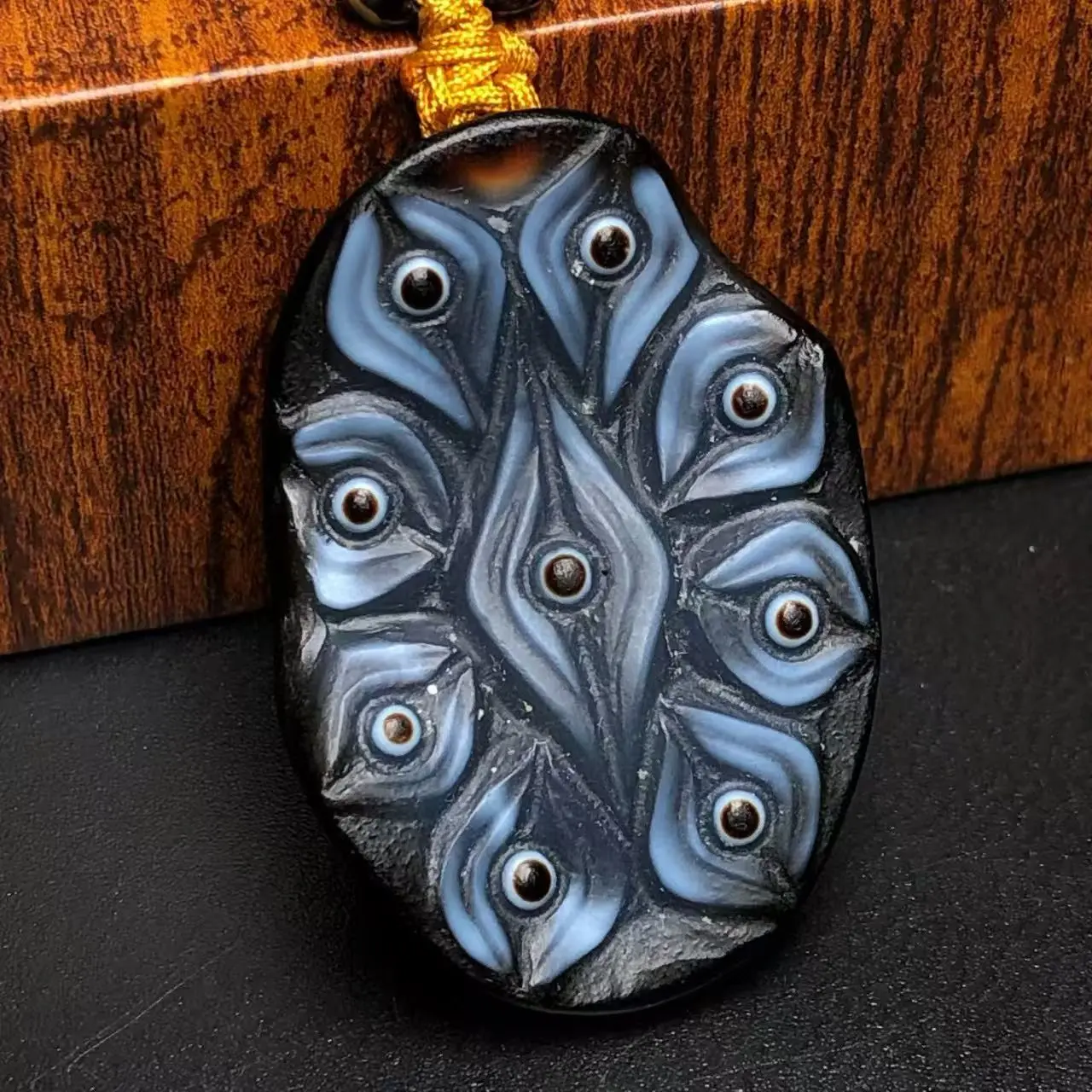 2025 TOP Talisman Nine Eyes Tianzhu Buddha Plaque Original OLD Stone Agate Boutique Pendant Qualitied Nacklace for men and women