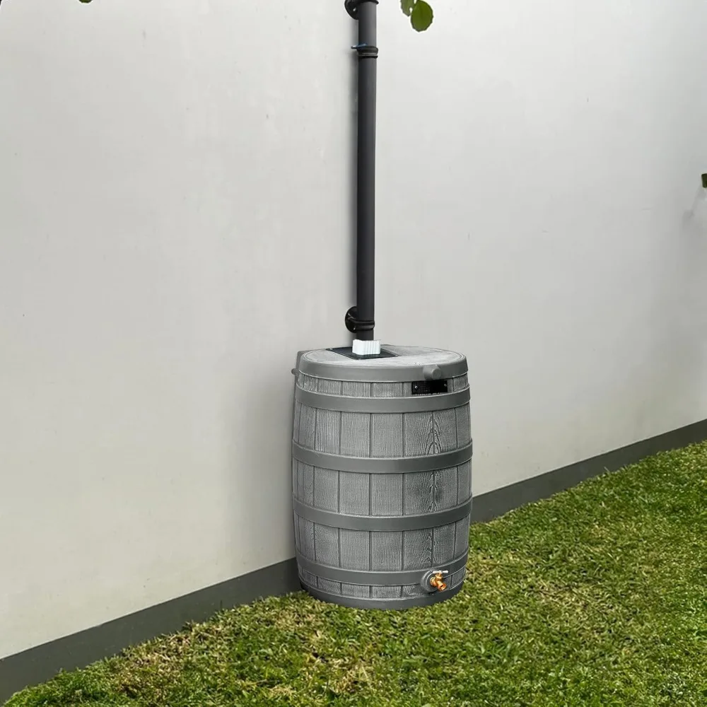 Serbatoio di stoccaggio dell'acqua piovana in plastica per esterni da 50 galloni con rubinetto in ottone e design con retro piatto