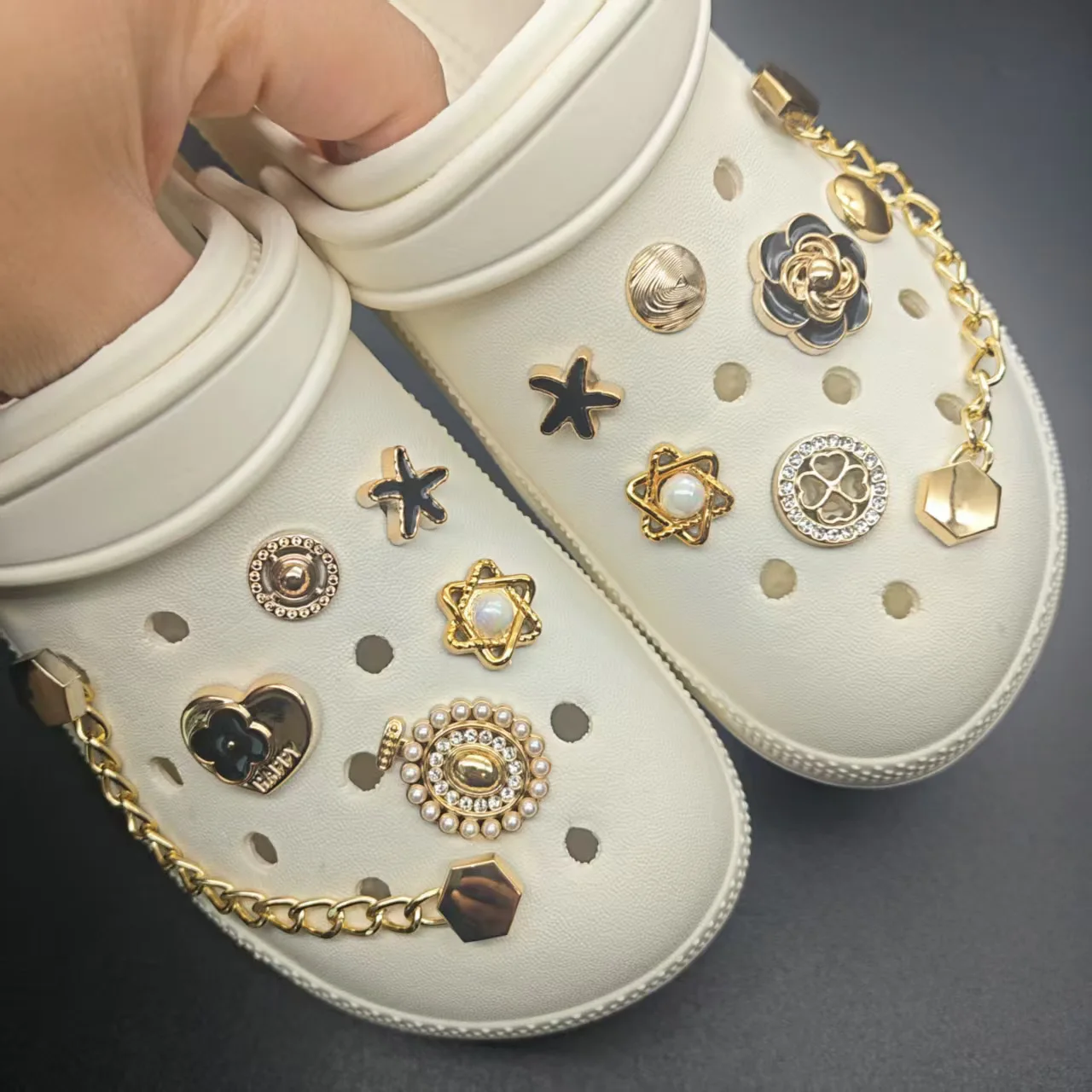 

Dark Golden Shoe Charms for Crocs Pins Metal Style Decorations Set DIY Women Party Wedding Shoes Accessories Girls Slipper Decor
