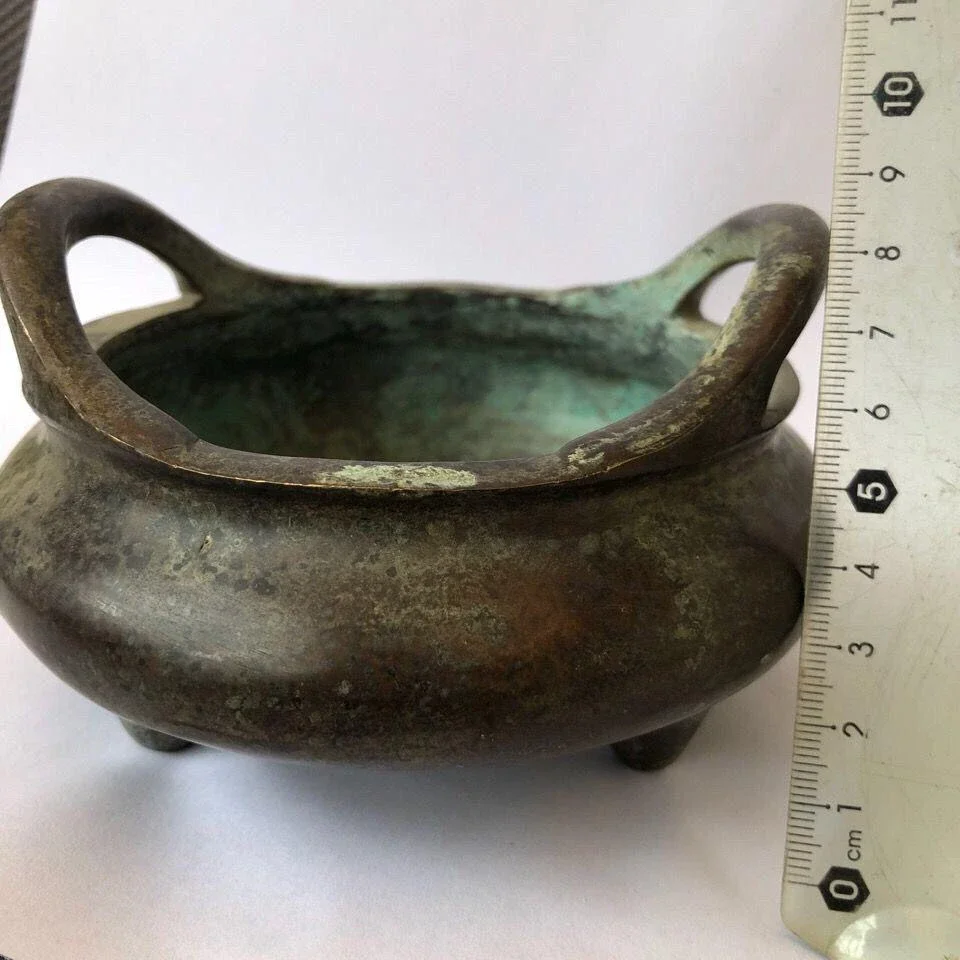 Ming Dynasty Xuande furnace Xuande five-year industry department Wu Bangzuo made pure copper incense burner ornament