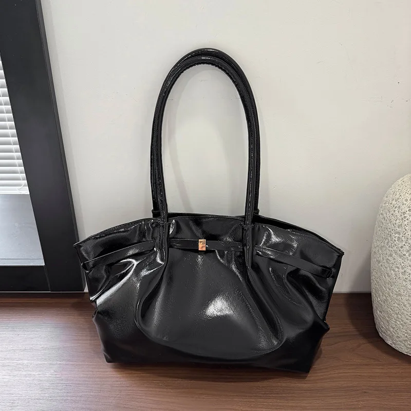 

Элегантная и модная сумка-ведро для ношения в руке, новинка весны 2026 года, повседневная универсальная сумка через плечо для работы и поездок, сумка-кроссбоди.