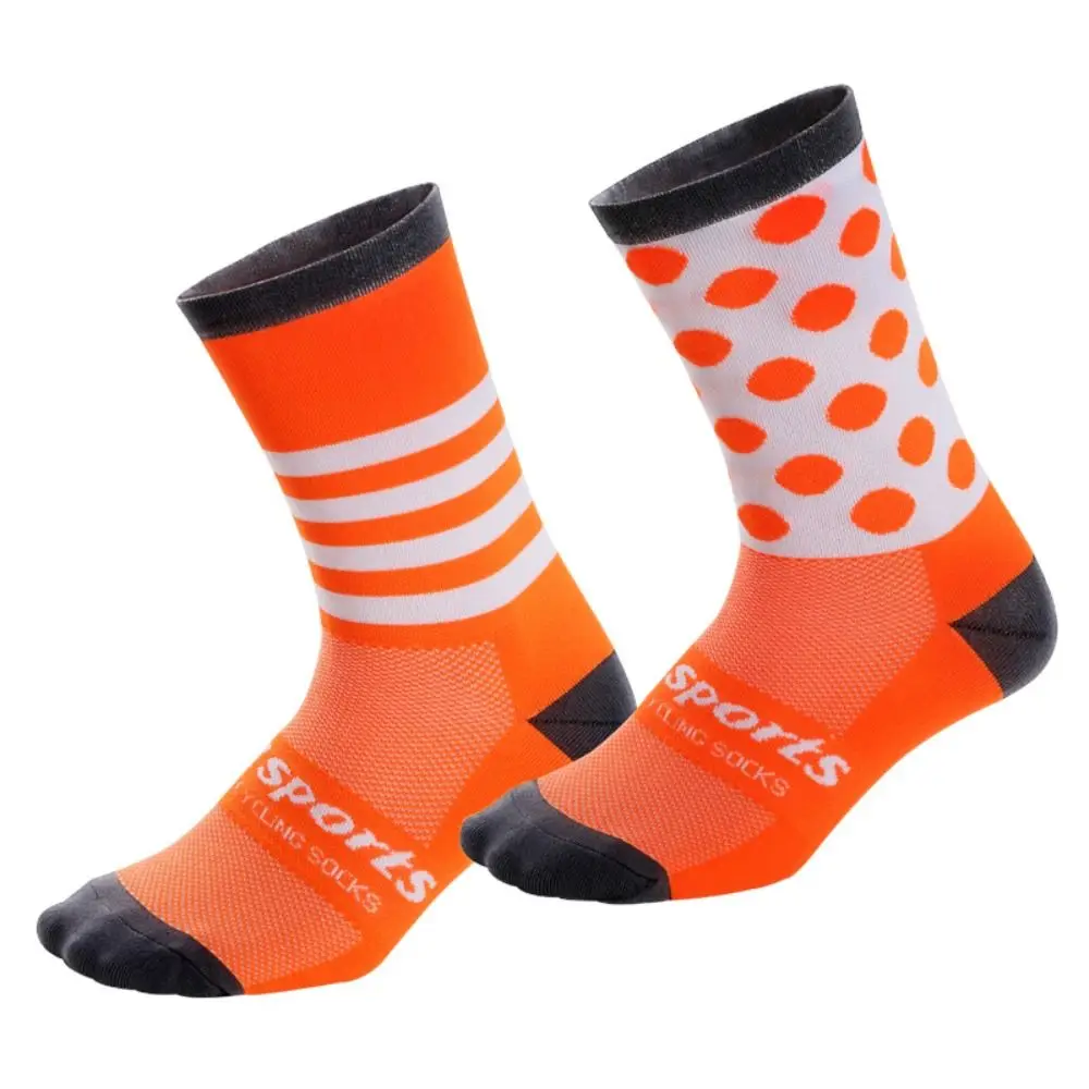 

1 Pair Asymmetric Pattern Cycling Socks Sweat-absorbent Deodorant Mid Tank Sports Socks Anti Slip Wear Resistant Sports Socks