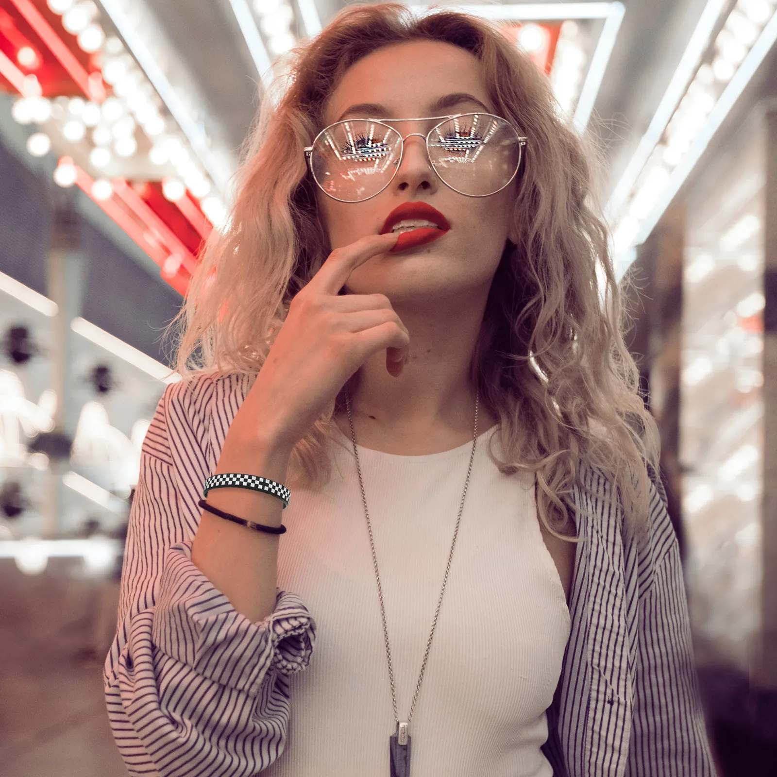 

40Pcs Checkered Flag Wristbands Black White Plaid Silicone Rubber Bracelets Racing Car Party Favors Sports Events Birthday