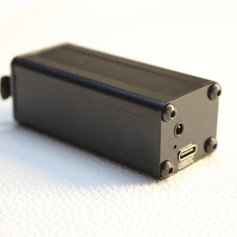 

DAC-AES Digital Input 3.5 Analog Output/ADC AES Output