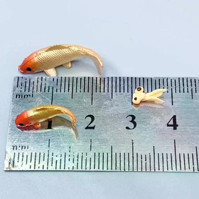 5 قطعة دمية مصغرة نموذج الأسماك الكارب محاكاة الحيوانات للأطفال اللعب DIY بها بنفسك ديكور ذهبية التماثيل ديكور المنزل #3