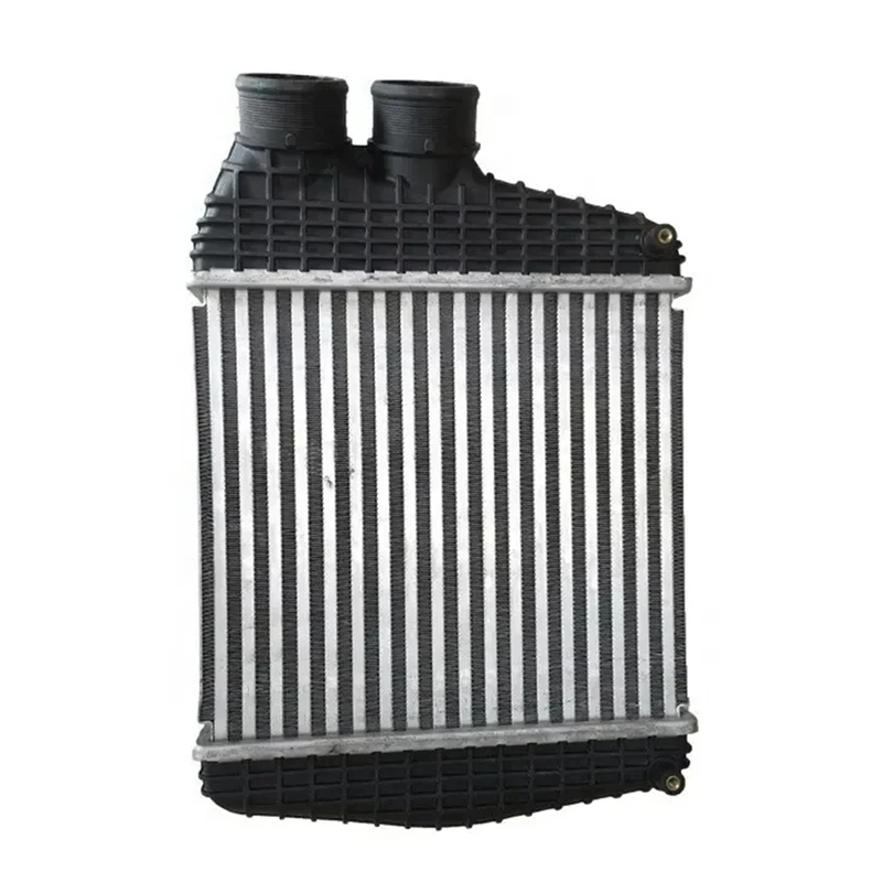 Número da peça do intercooler do radiador central esquerdo do carro 670035636 670035635   Para Maserati GHIBLI Quattroporte Levante