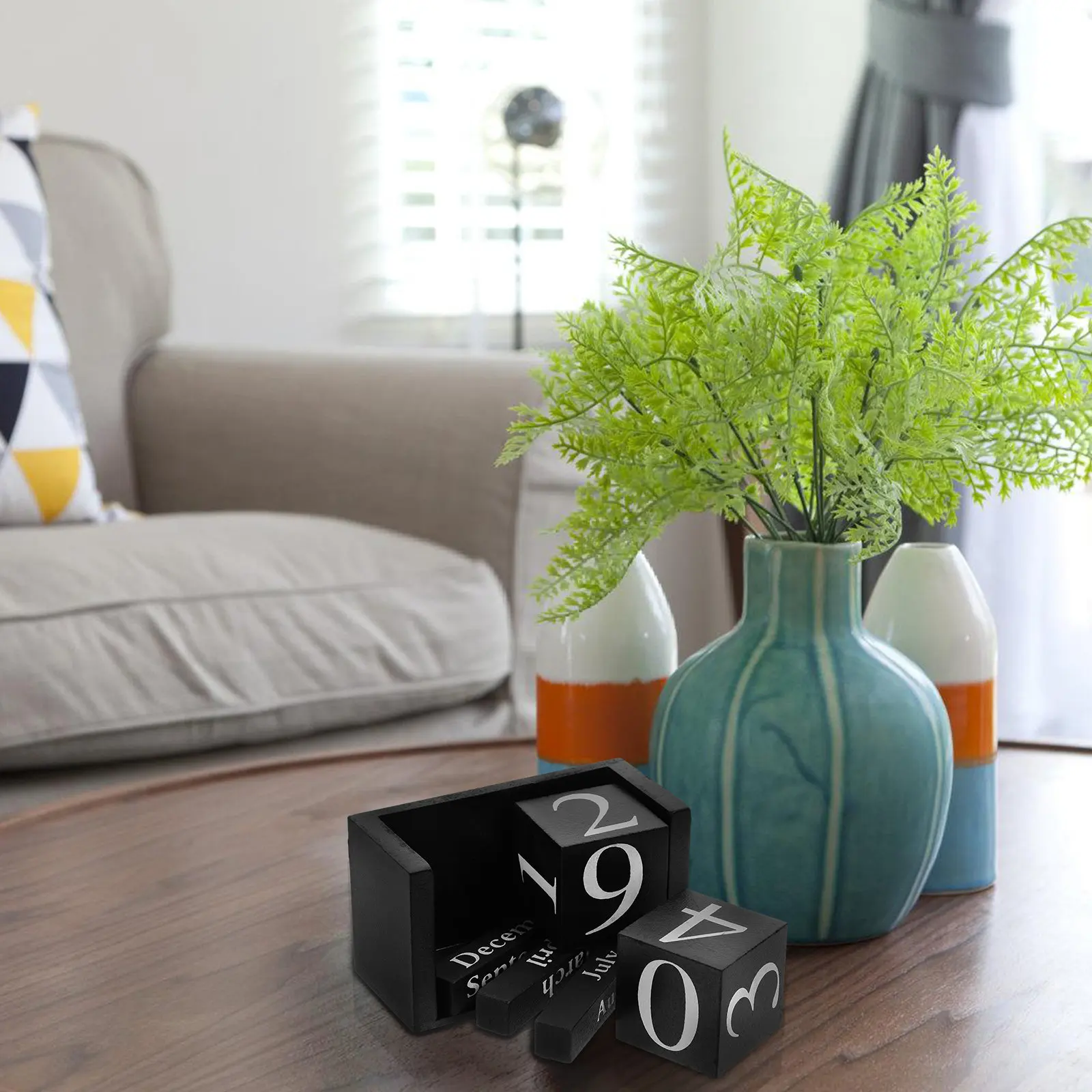 

Manual Wooden Block Calendar Elegant European Style Perpetual Desk Calendar for Office Home Cafe Restaurant Desktop Decor