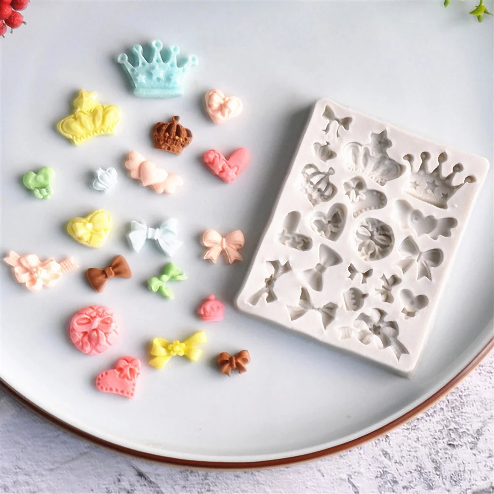 3D Mini Cartoon Crown Bow Tie Silicone Fondant Cake Mold DIY Cupcake Jelly Candy Chocolate Cake Decoration Baking Tools Moulds