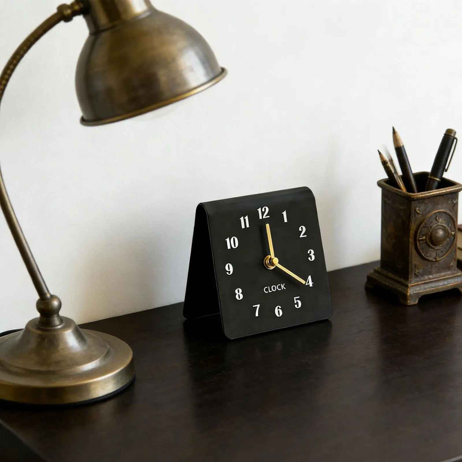 Reloj de Mesa Analógico Acrílico Minimalista Cuadrado Silencioso Decorativo para Fiestas, Dormitorio, Repisa, Cocina