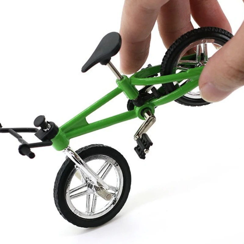 1 szt. Mini Rower Kreatywny Model Roweru Palcowego ze Stopu, Prezent Urodzinowy dla Chłopców i Dziewcząt, Zabawne Modele Zabawek