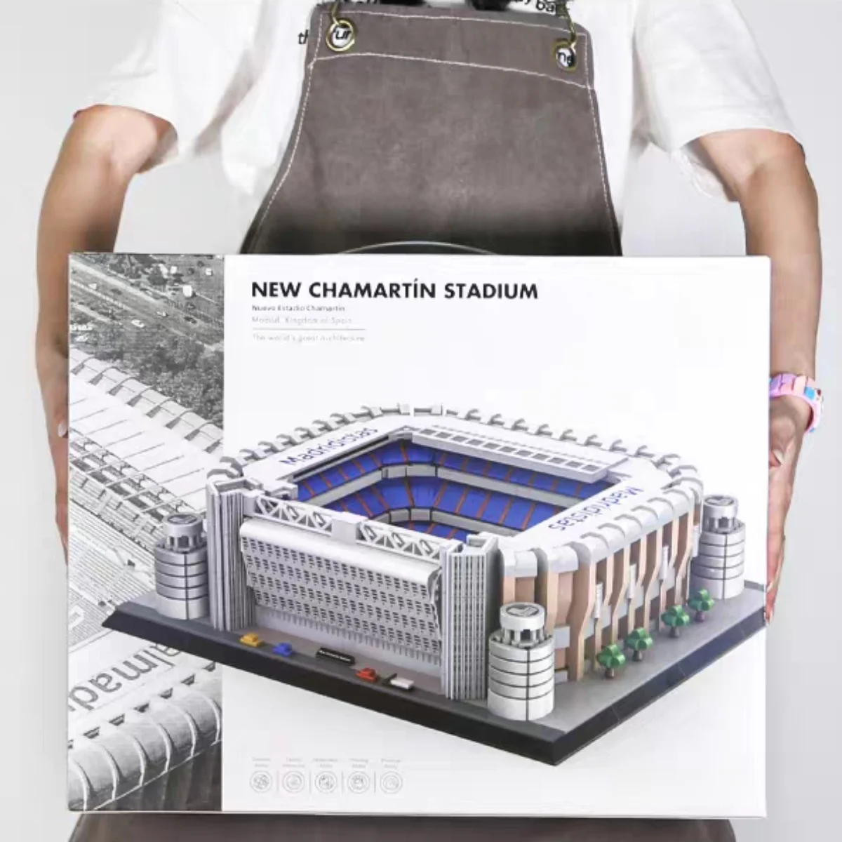 3471 Uds nuevo juego de construcción de modelo de estadio Chamartín ladrillos arquitectónicos de estadio de fútbol grande, exhibición creativa de decoración del hogar DIY