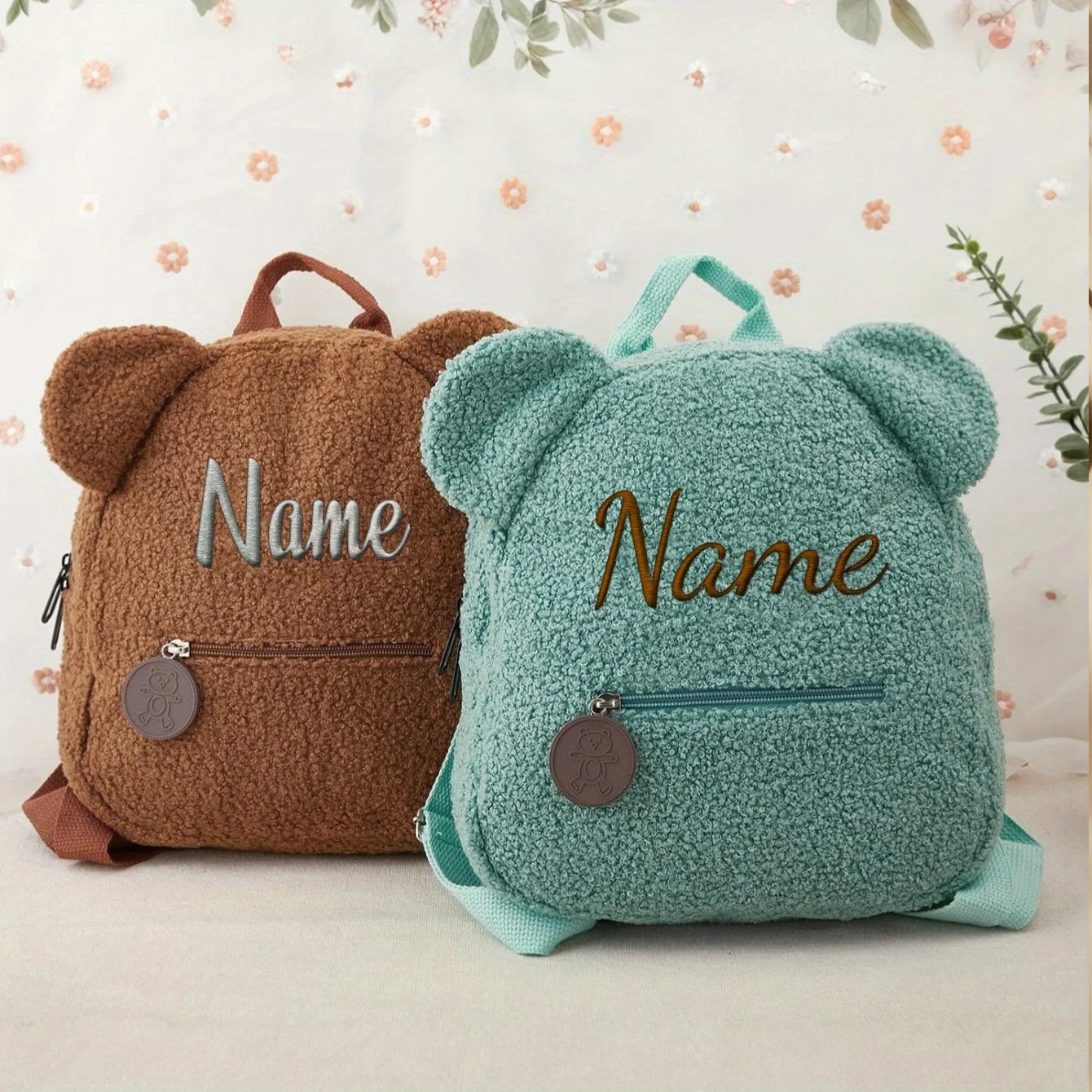 

Плюшевый рюкзак с вышивкой на заказ для нее | Милый мультяшный стиль ушей | Путешествие, работа и повседневное использование