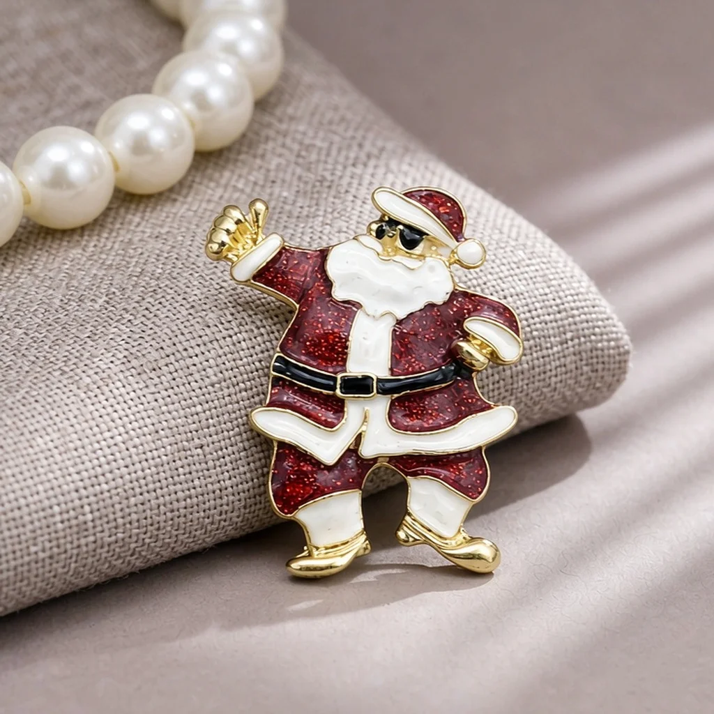 2026 Clothing Pins, Silk Clips, Decorative Pins, Best Matching Accessories, Light Luxury Waterproof Style Brooches, Metal Lapel Pins, Suit Lapel Pins, Christmas Anti-Exposure Brooches, Versatile, Personalized Outfits, Badge Brooches, High Aesthetic Value, Niche, Couples, Anti-Exposure Tool