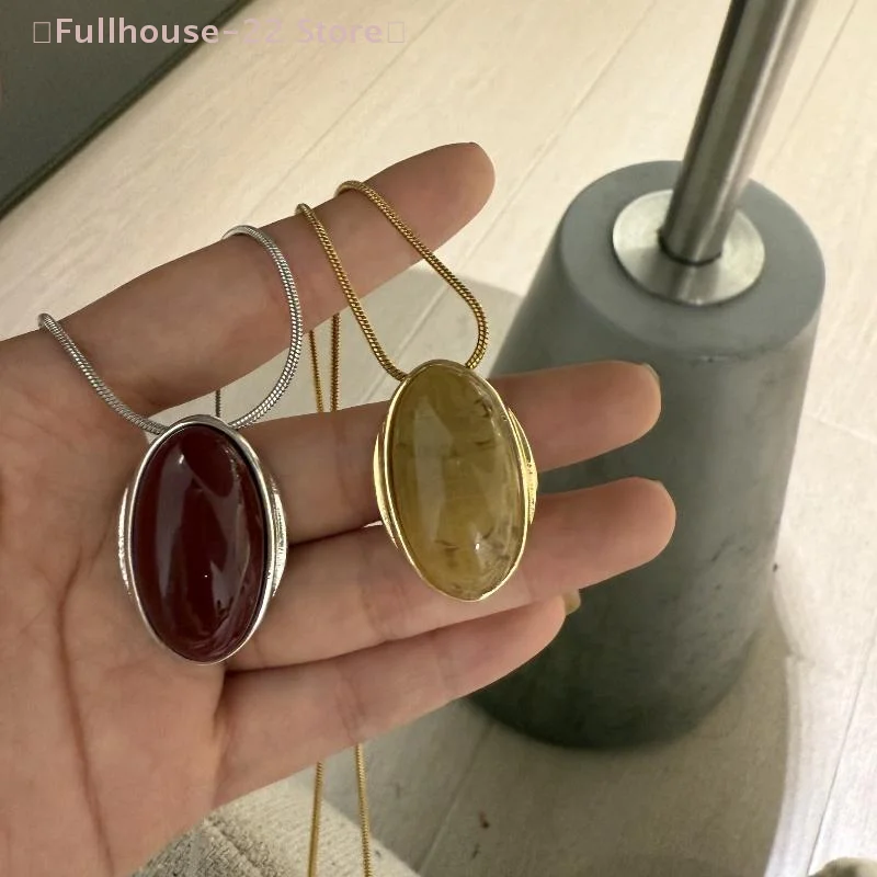 【MAX-22】Fashion Jewelry Vintage Temperament Oval Pendant Necklace For Women Party Gifts Simply Design Accessories