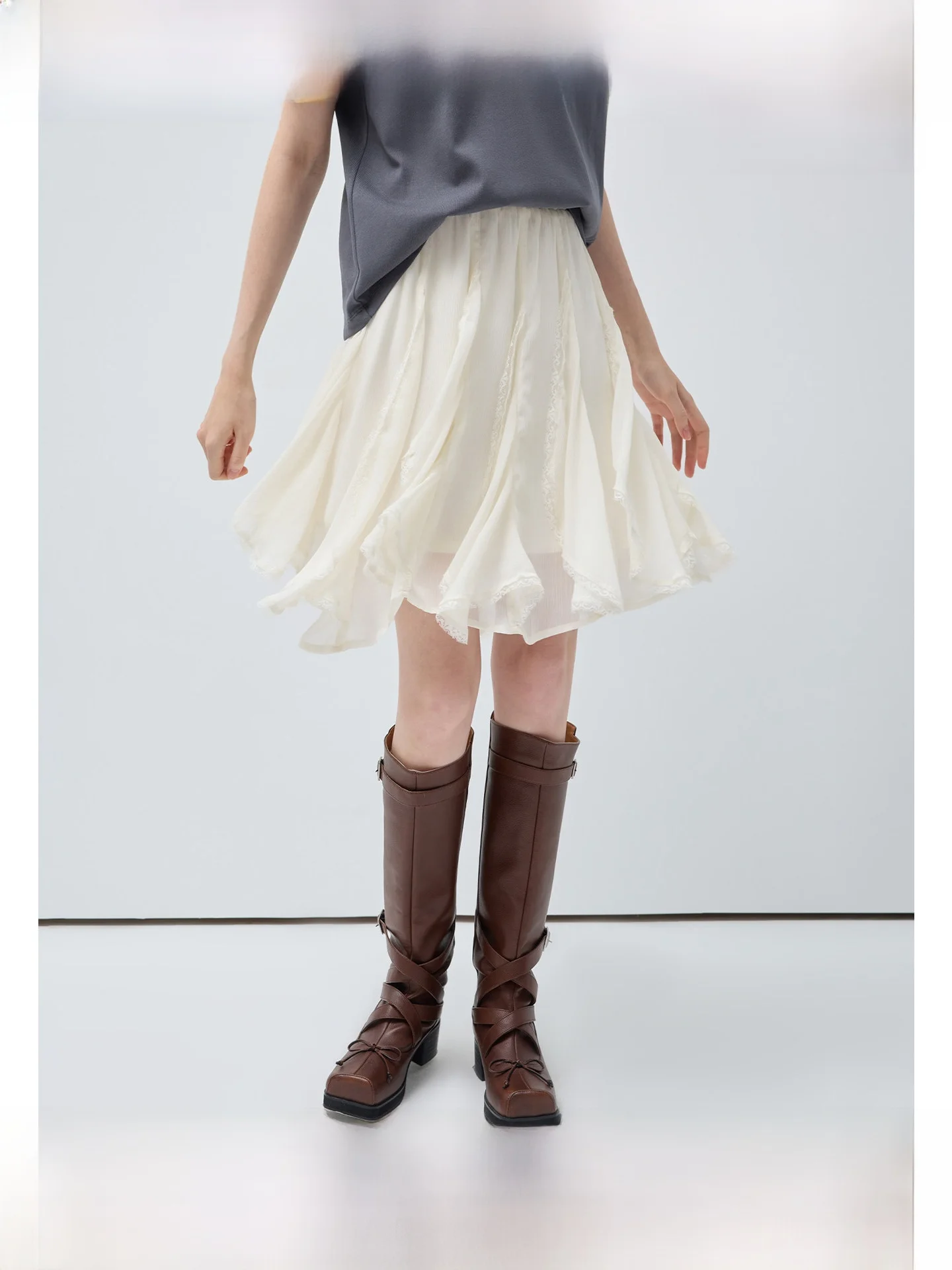 

VEGA CHANG Lace Fairy Vaion Lightweight Semi- Skirt Women's Spring 2026 Korean Sle Skirts High Waist Pleated Skirt