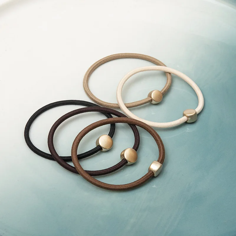 

10 шт. в упаковке. Базовая лента для волос, тонкая резинка, высокая эластичность и долговечность, маленькая круглая веревка с бусинами, простая веревка для резинки для волос.