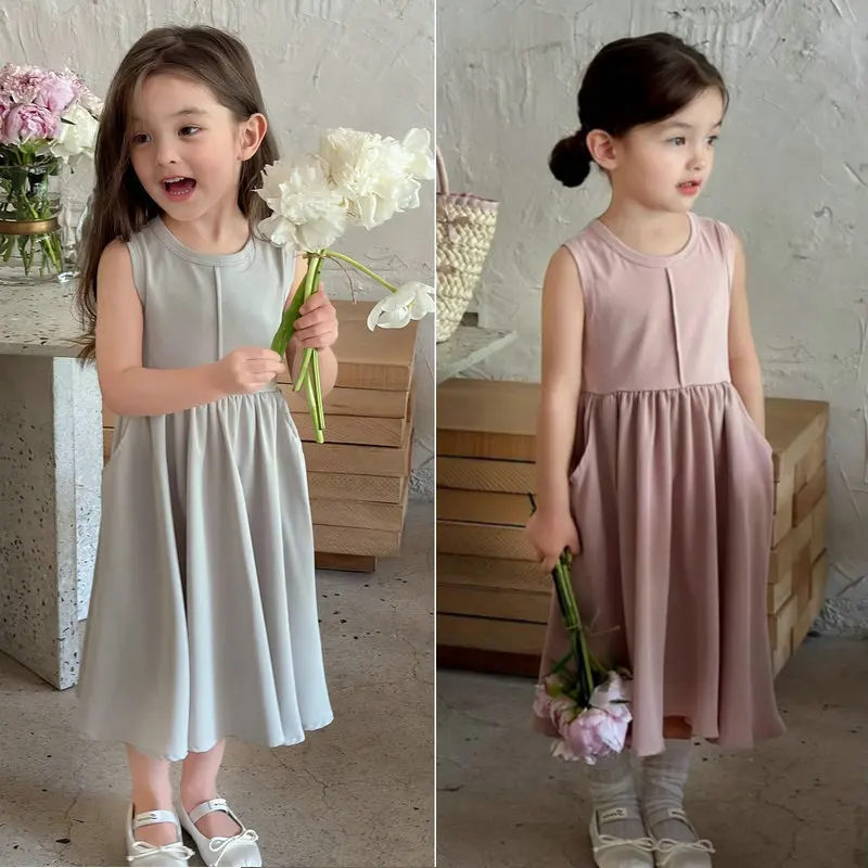 Girls Backless Dress 2024 Summer Little Girl Sleeveless Vest Princess Dress Hepburn Style Splicing Beach Skirt