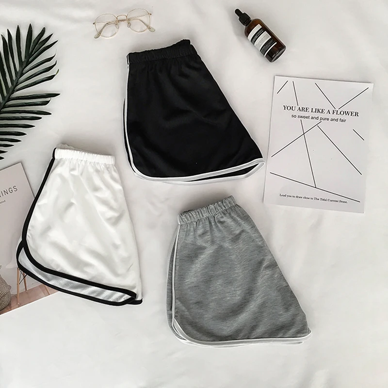 Summer Women Seamless Yoga Shorts Gym Running Workout Casual Sexy Fitness Jogging Short Quick Dry Leggings Short image 3