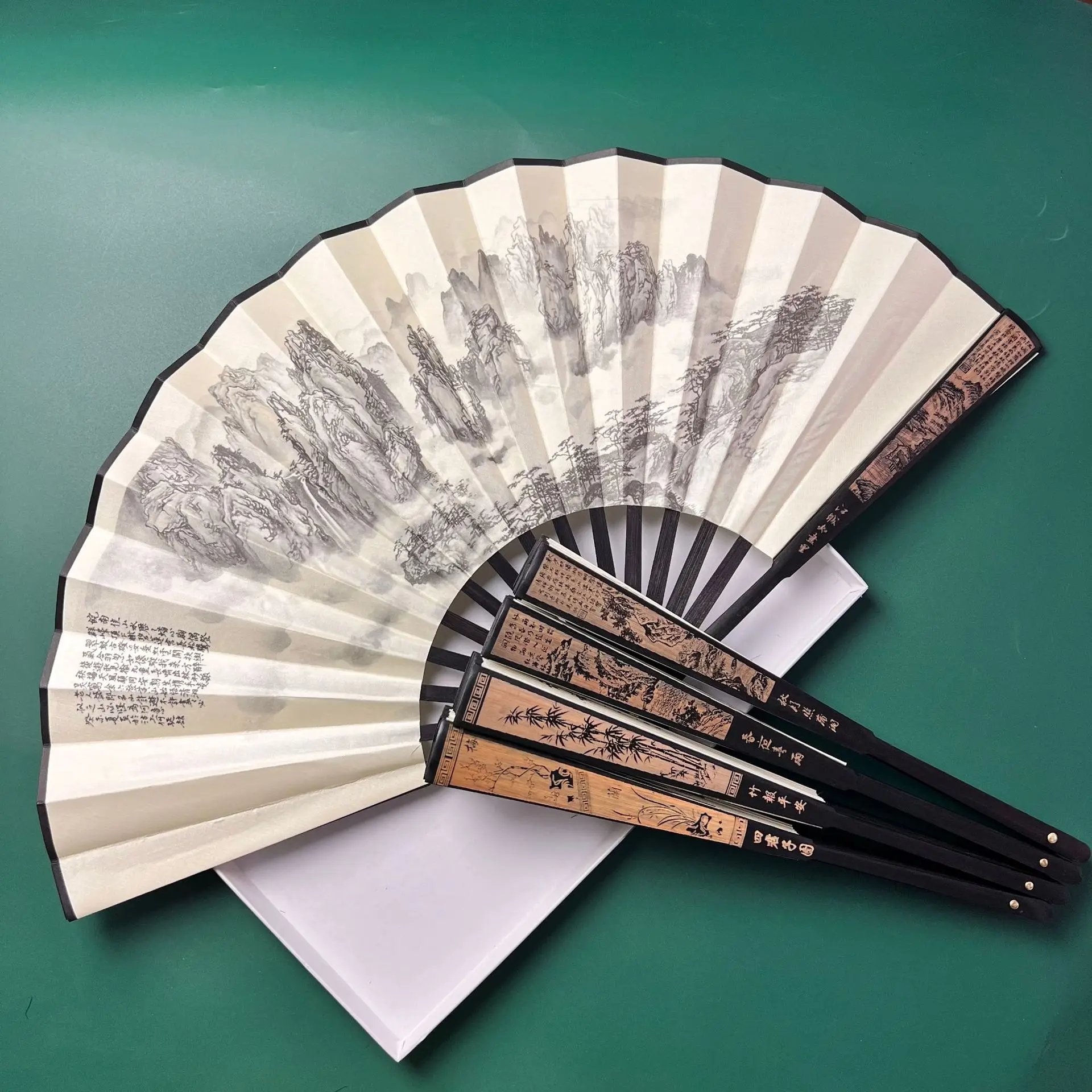 1Pcs Retro Folding Silk Fan Chinese Style Decorative Men Pocket Bamboo Handle Hand Held Fan Party Favors Home Decoration Crafts