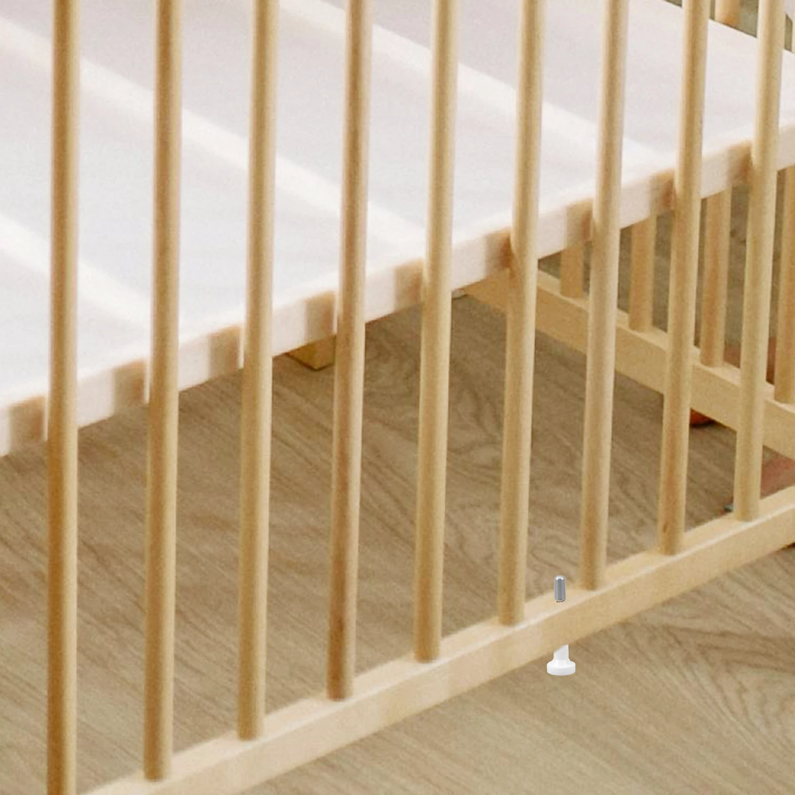 

4pcs Spring Loaded Crib Latch Pins Adjustable Baby Bed Fastening Hardware Durable Iron Plunger Locks for Small Beds Rabbit Cage