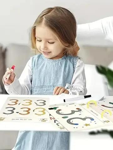 36ページの再利用可能なワークブック - ペン2本+消しゴム、子供の絵やコントロールのための消せるステッカー、新年とクリスマスのギフト