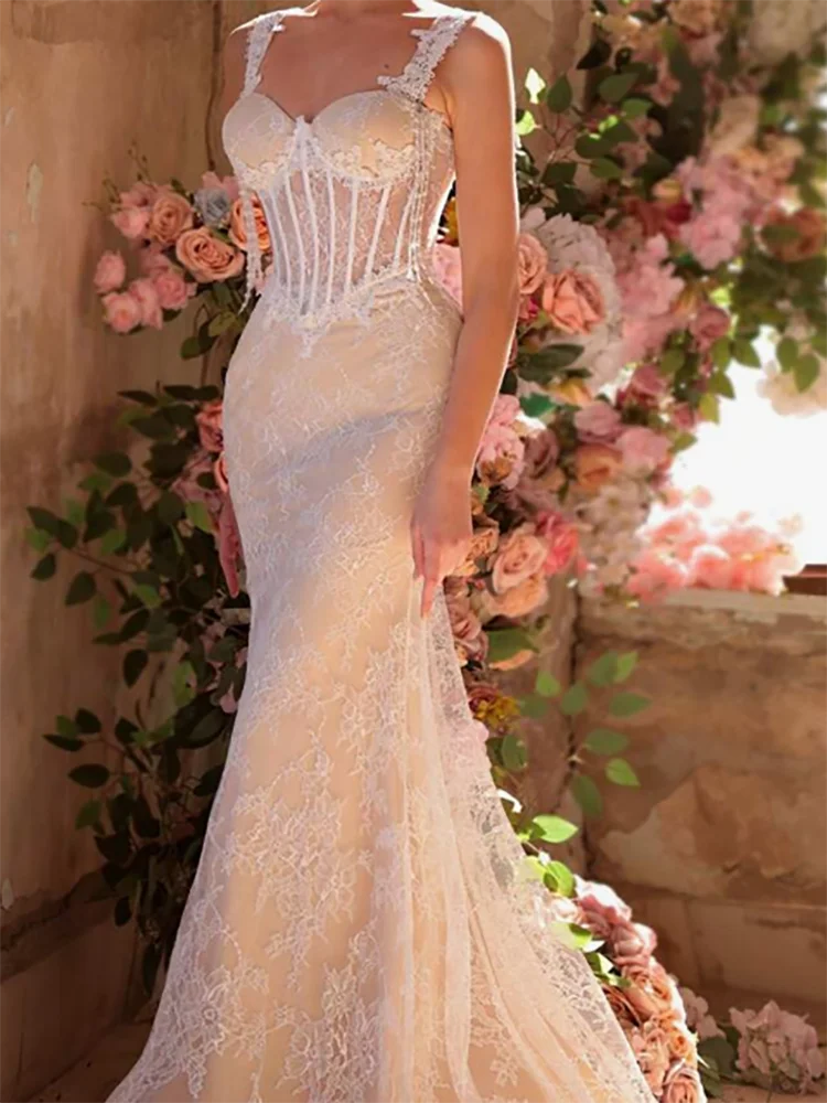 Abiti da sposa eleganti con scollo a cuore in pizzo senza maniche con applicazioni di pizzo e sirena, abiti da sposa personalizzati