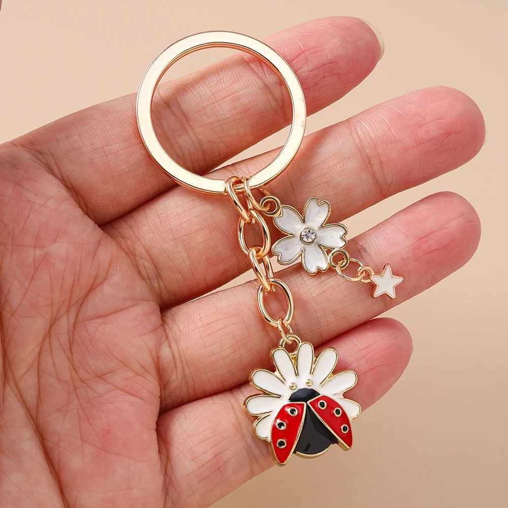 Aihua Schöne Gänseblümchen Blume Marienkäfer Schlüsselbund Blumen Marienkäfer Schlüsselring Ketten Für Frauen Männer DIY Handgemachten Schmuck Machen Geschenke – Detail 4