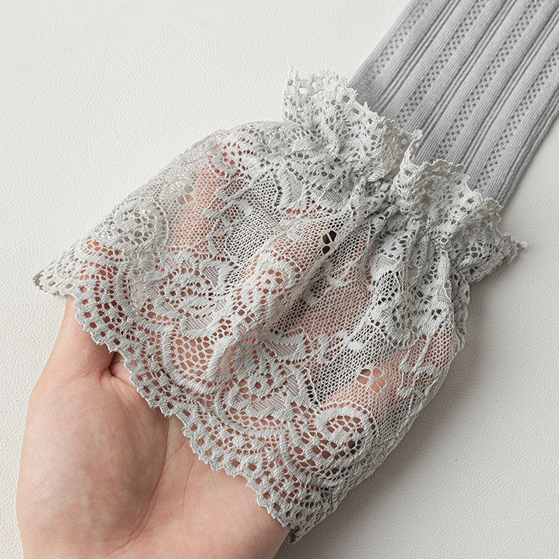 Nouvelles bas pour femmes mode dentelle respirant couleur unie chaussettes fines longue dame Style japonais maille genou chaussettes filles de haute qualité