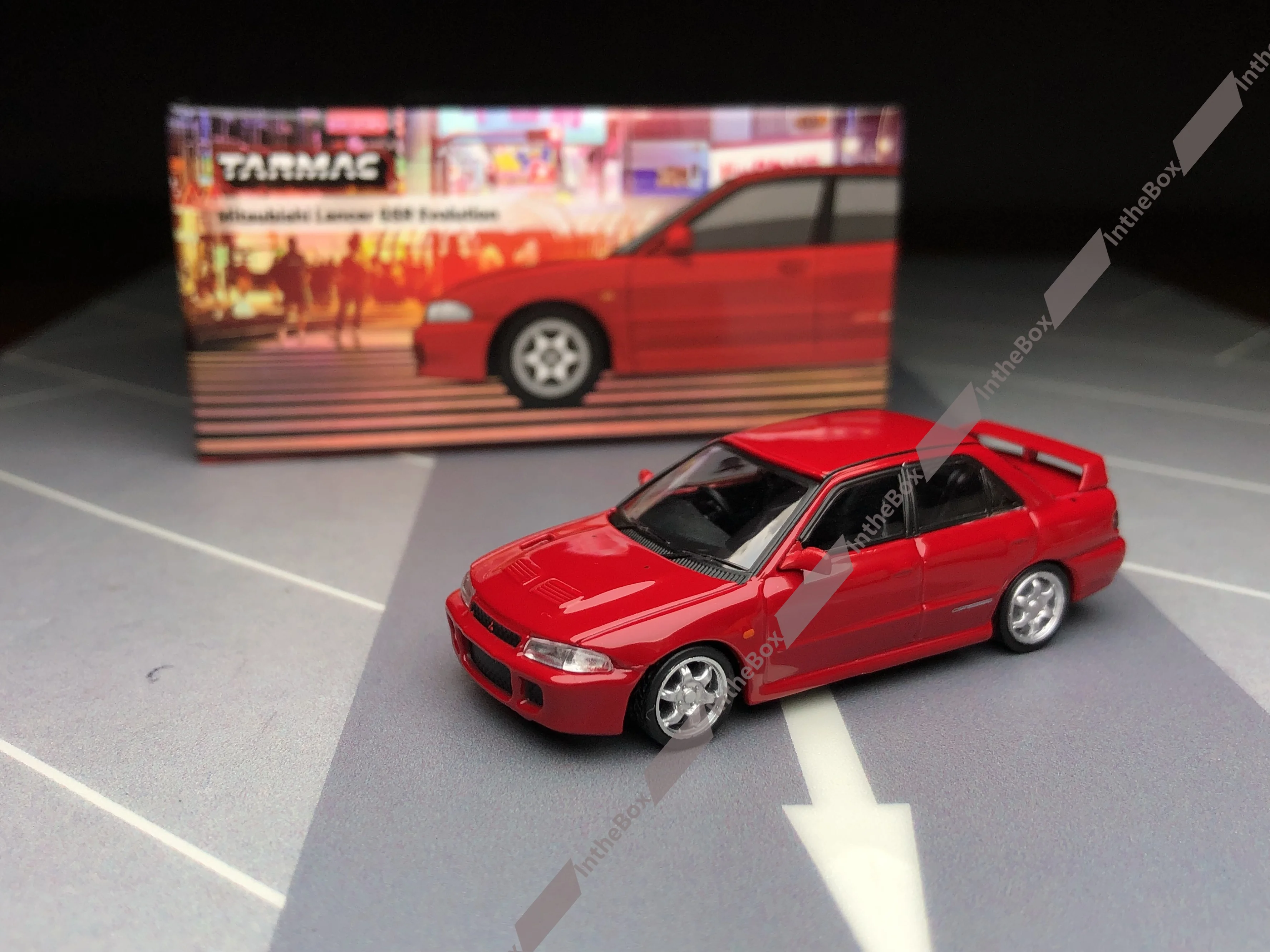 

Tarmac Lancer GSR Evolution II Red + Trading Card 1/64 Diecast Model Car Collection Limited Edition Hobby Toys