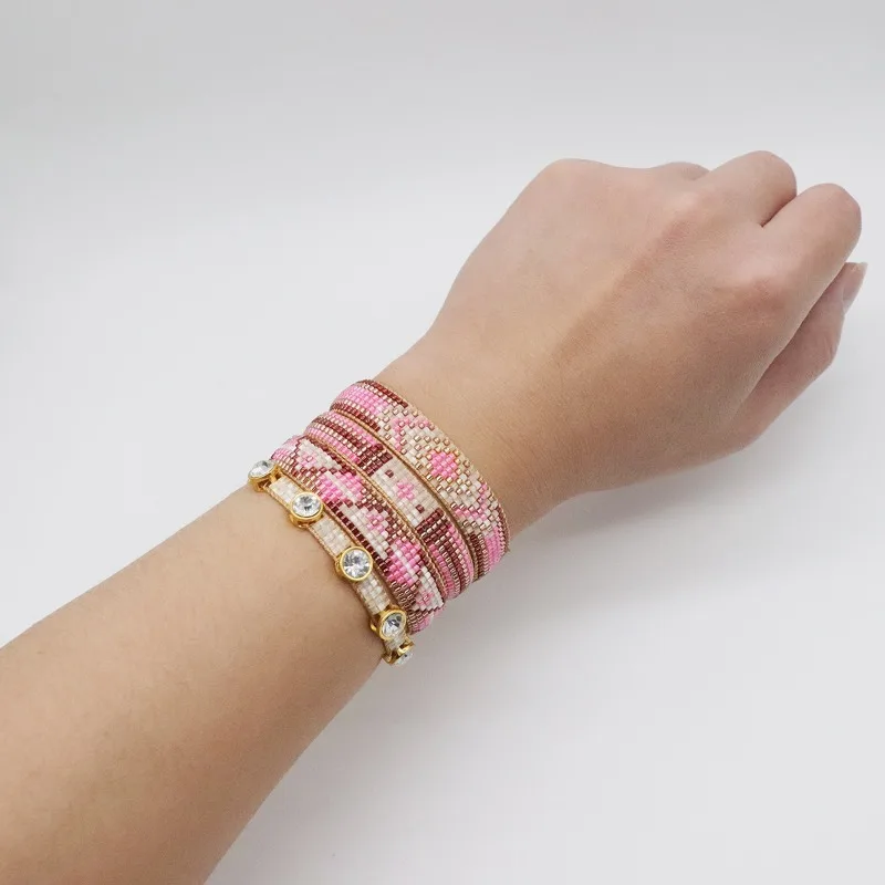 Pink Rice Bead Bracelets For Women Geometry Stackable Rhinestone Strand Bracelet Set Simple Boho Jewelry Fashion Jewelry Gift