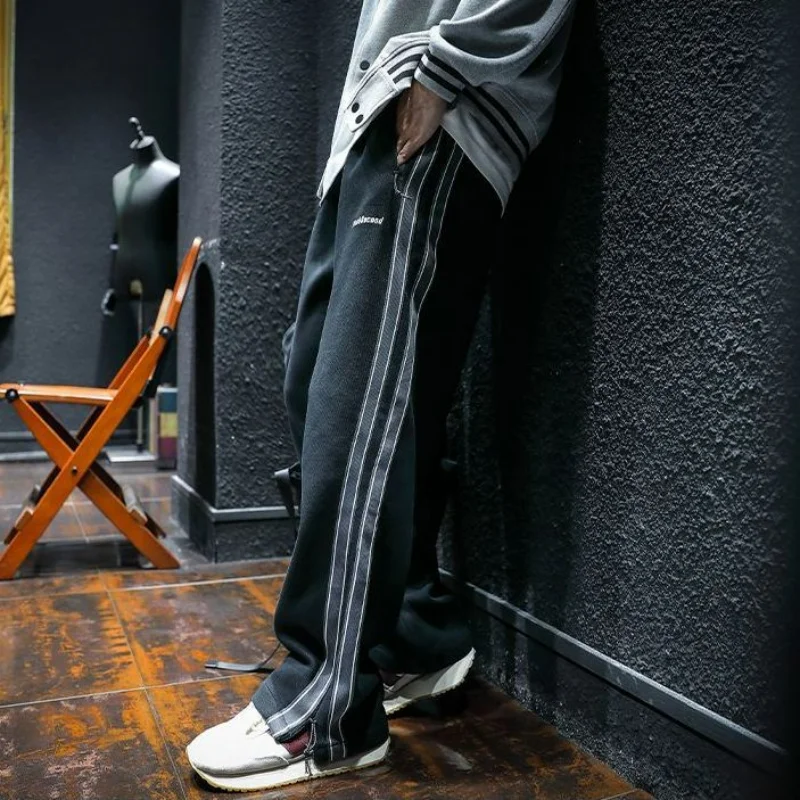 Harajuku Men Straight Stripes Sweatpants Korean Spring Autumn Male New Elastic Waist Zipper Pockets Loose Sports Casual Trousers
