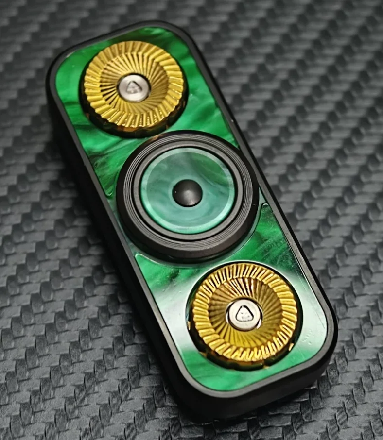 Used EDC WELLBEAN EDC Titanium Alloy Stress Relief Toy Haptic Spinner Fingertip Gyroscope Decompression Toys