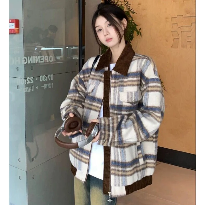 

2025 Women Loose Wool Blend Jacket Autumn Winter Female Splicing Together Woolen Plaid Coat Ladies Long Sleeves Woolen Tops