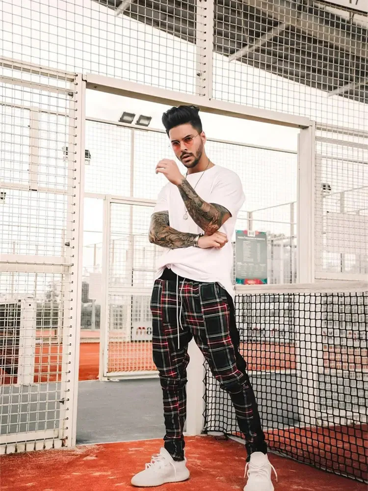 Pantaloni sportivi casual da uomo, pantaloni slim da uomo di nuova tendenza della moda tasca con cerniera plaid patchwork fitness pantaloni piccoli